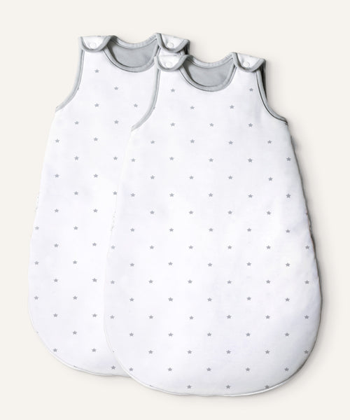 2er Bundle Ehrenkind Baby-Sommerschlafsack rund in weiß mit grauen Sternen.
