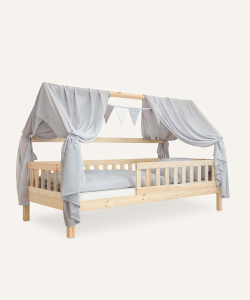 Dekorations-Set Betthimmel mit Wimpelkette in Hellgrau für Hausbett.