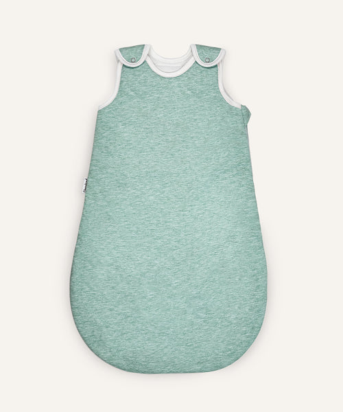 Babyschlafsack rund mit Wollfüllung hellgrün.