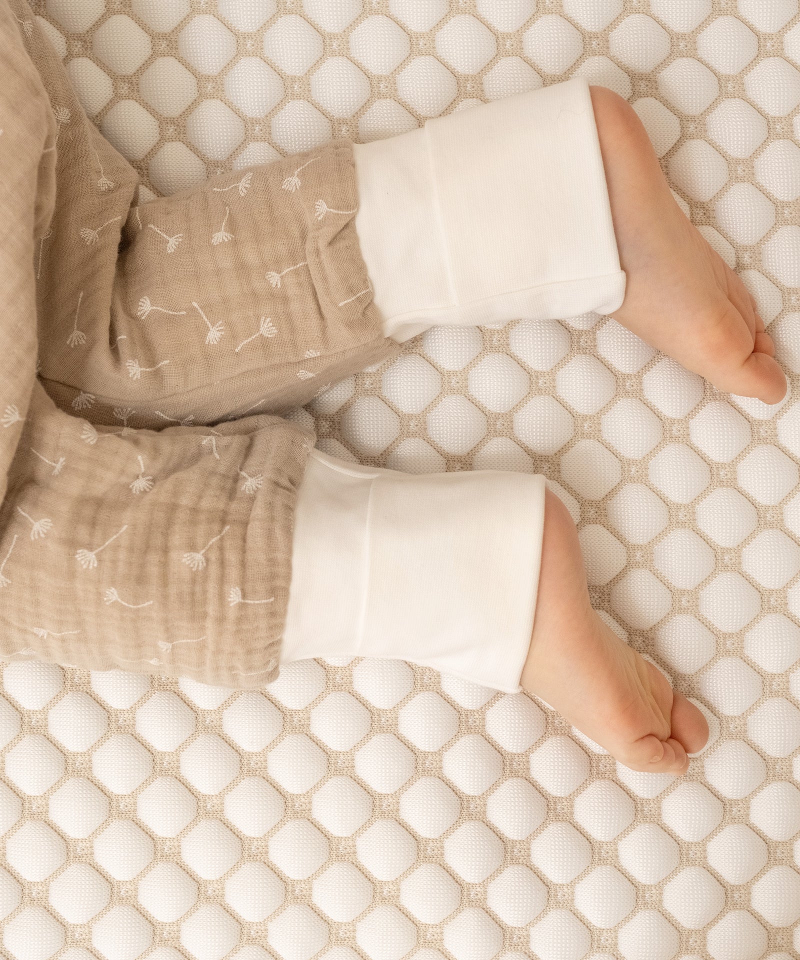 Umstülpbare Bündchen*Fußbündchen können umgeschlagen werden für mehr Wärme an den Füßen.|Wärmende Fußbündchen.