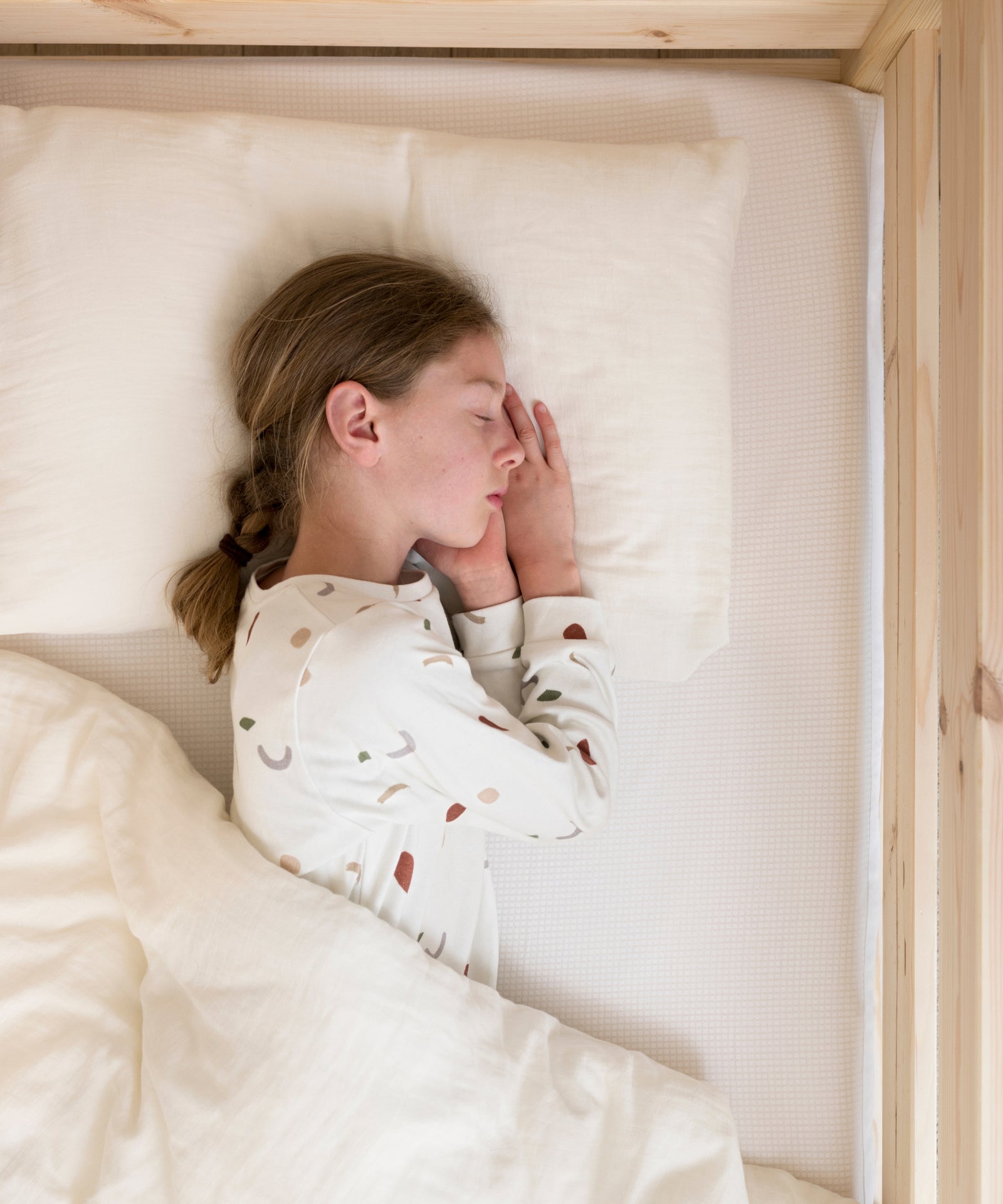 Trockenes Schlafklima*TENCEL™ unterstützt die Feuchtigkeitsregulierung für ein angenehm frisches Liegegefühl.|TENCEL unterstützt ein trockenes und angenehm frisches Schlafklima